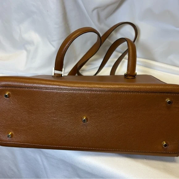 Bally Brown Leather Shoulder Bag with Structured Design